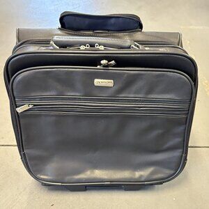Franklin Covey Genuine Leather Rolling Office /Suitcase